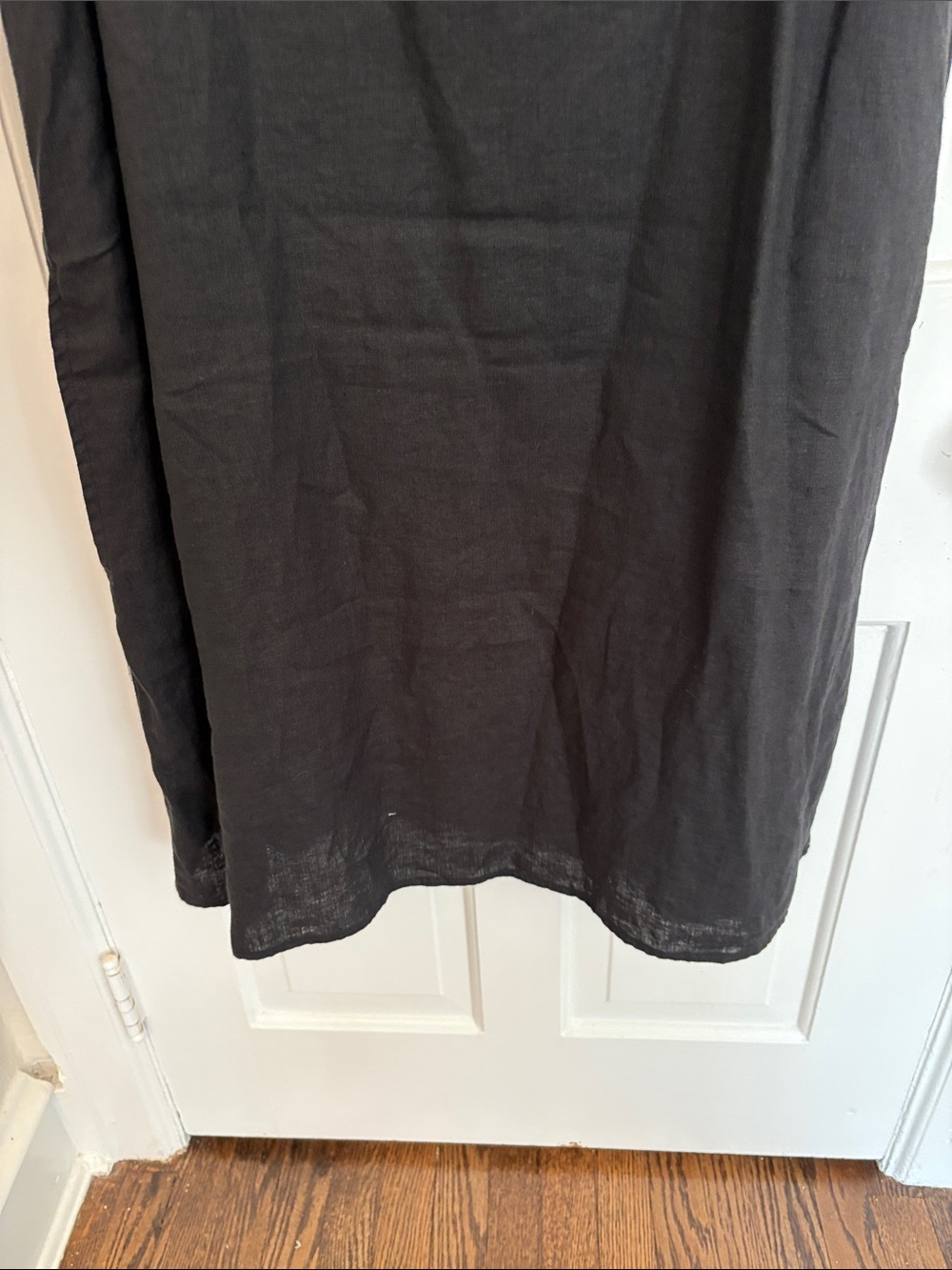 Quince Linen Black Sleeveless Shift Dress - Picture 4 of 8